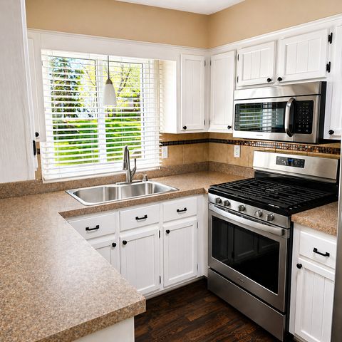 8709 64th Avenue N, Brooklyn Park, MN 55428
