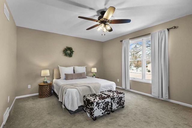 3618 Stonebridge Drive, Madison, WI 53719