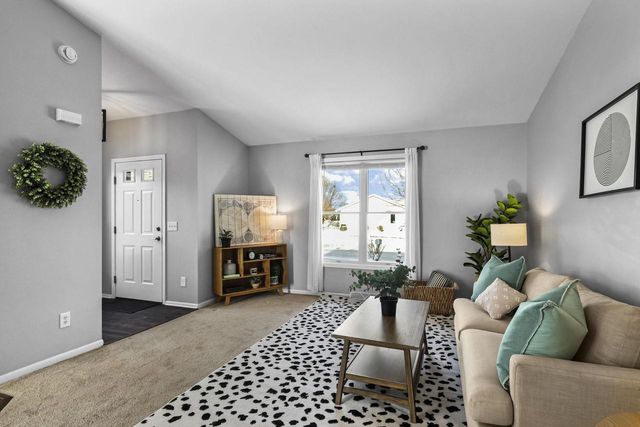 3618 Stonebridge Drive, Madison, WI 53719