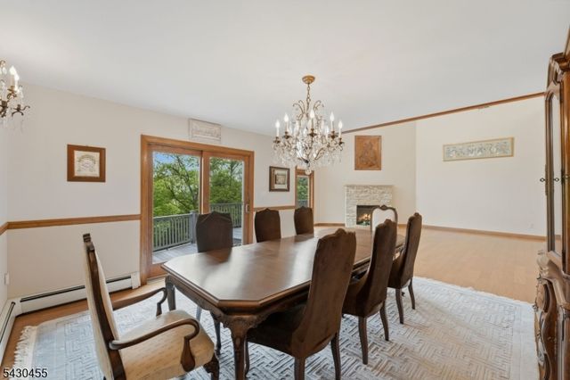 89 Columbus Ave, Totowa Boro, NJ 07512