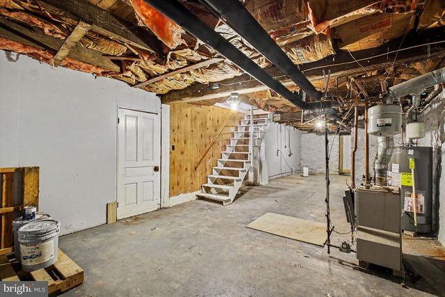 503 E MARKET STREET, Hellam, PA 17406