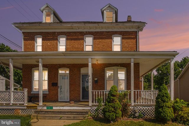503 E MARKET STREET, Hellam, PA 17406