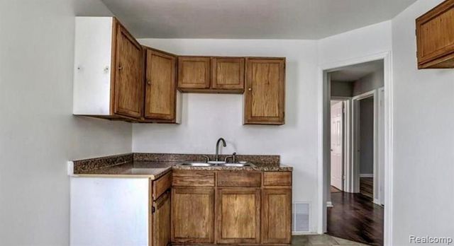 18988 Prest Street, Detroit, MI 48235