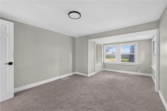 225 S Hardy Avenue, Independence, MO 64053
