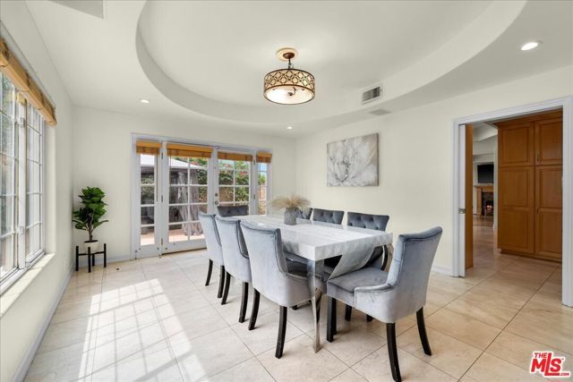 5029 Lemona Avenue, Sherman Oaks, CA 91403