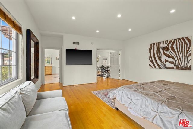 5029 Lemona Avenue, Sherman Oaks, CA 91403