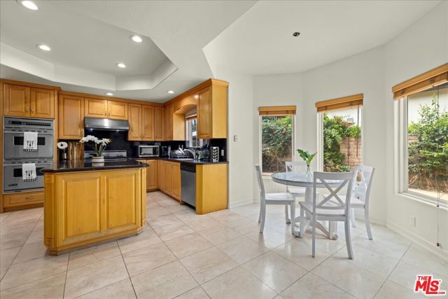 5029 Lemona Avenue, Sherman Oaks, CA 91403