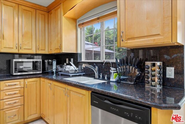 5029 Lemona Avenue, Sherman Oaks, CA 91403