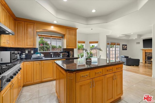 5029 Lemona Avenue, Sherman Oaks, CA 91403