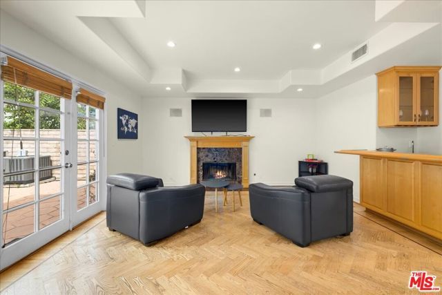 5029 Lemona Avenue, Sherman Oaks, CA 91403