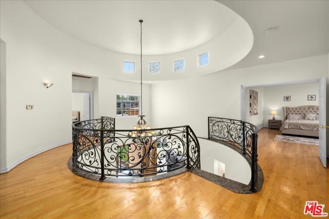 5029 Lemona Avenue, Sherman Oaks, CA 91403