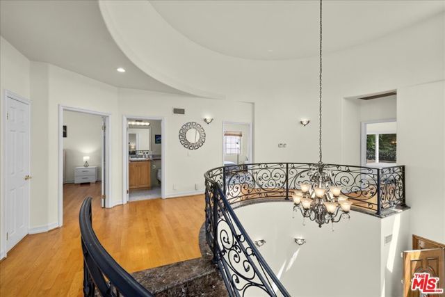 5029 Lemona Avenue, Sherman Oaks, CA 91403