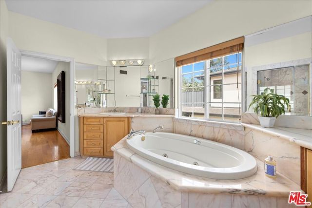 5029 Lemona Avenue, Sherman Oaks, CA 91403