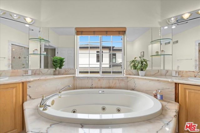 5029 Lemona Avenue, Sherman Oaks, CA 91403
