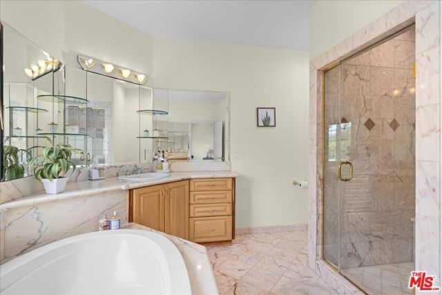 5029 Lemona Avenue, Sherman Oaks, CA 91403