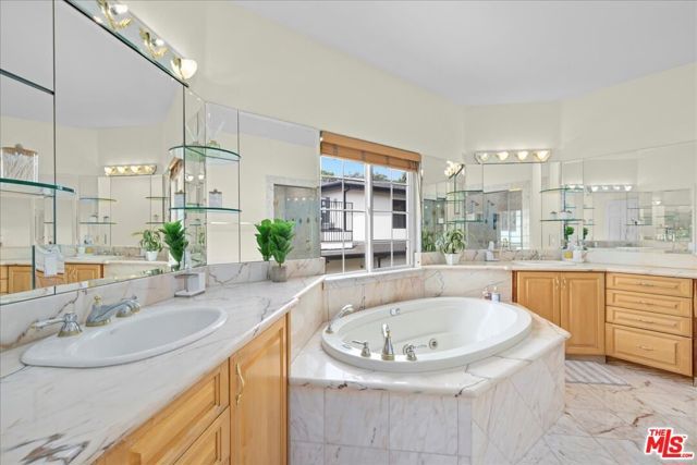 5029 Lemona Avenue, Sherman Oaks, CA 91403