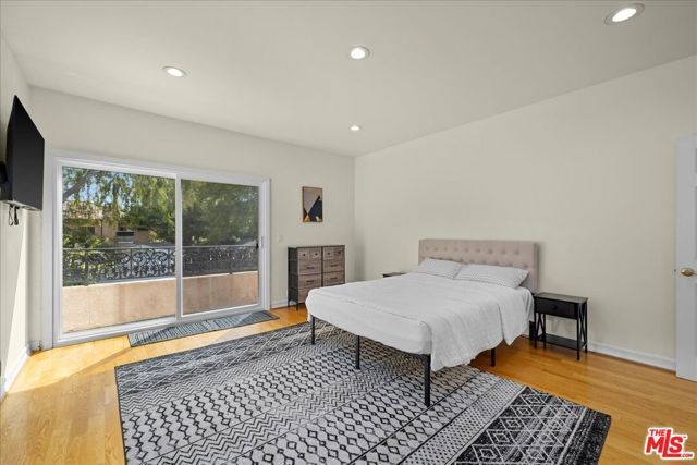 5029 Lemona Avenue, Sherman Oaks, CA 91403