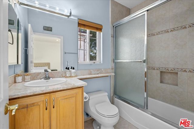 5029 Lemona Avenue, Sherman Oaks, CA 91403