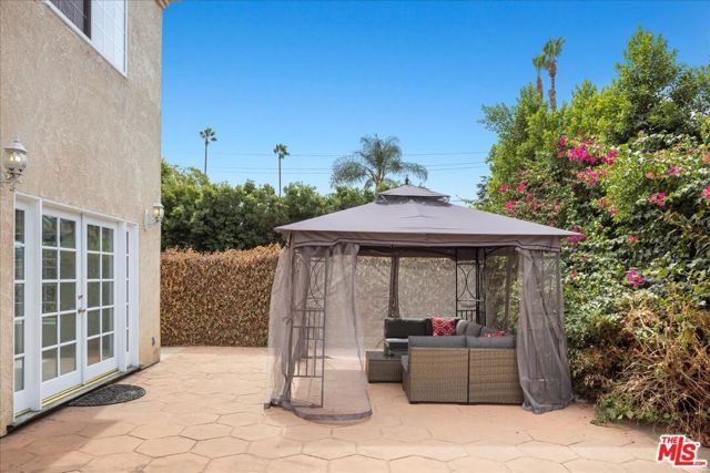 5029 Lemona Avenue, Sherman Oaks, CA 91403