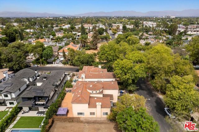 5029 Lemona Avenue, Sherman Oaks, CA 91403