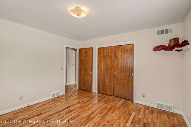 3336 Tecumseh River Road, Lansing, MI 48906