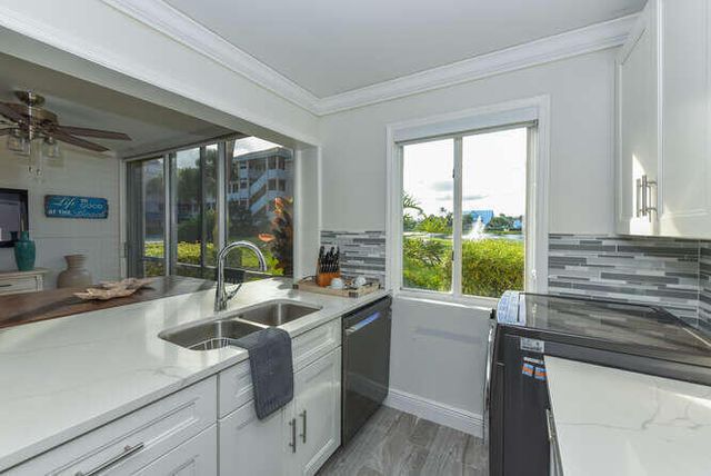 353 S Us Hwy 1 D103, Jupiter, FL 33477