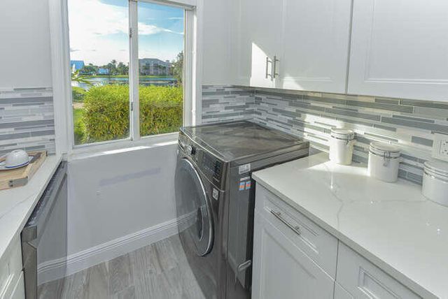 353 S Us Hwy 1 D103, Jupiter, FL 33477