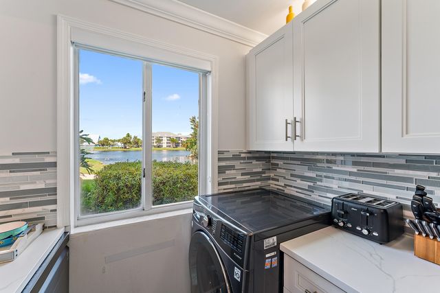 353 S Us Hwy 1 D103, Jupiter, FL 33477