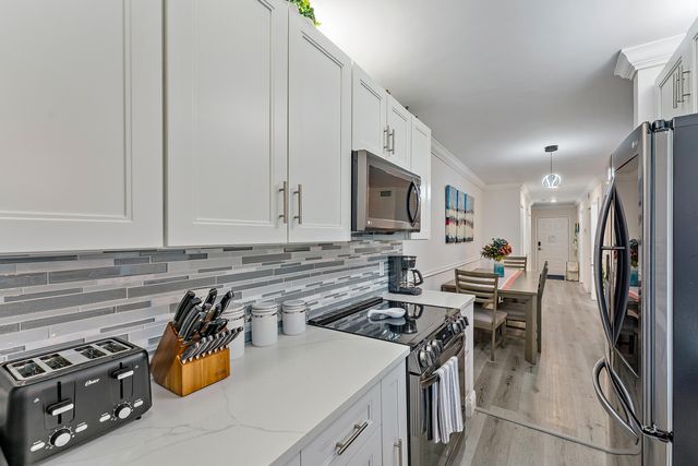 353 S Us Hwy 1 D103, Jupiter, FL 33477