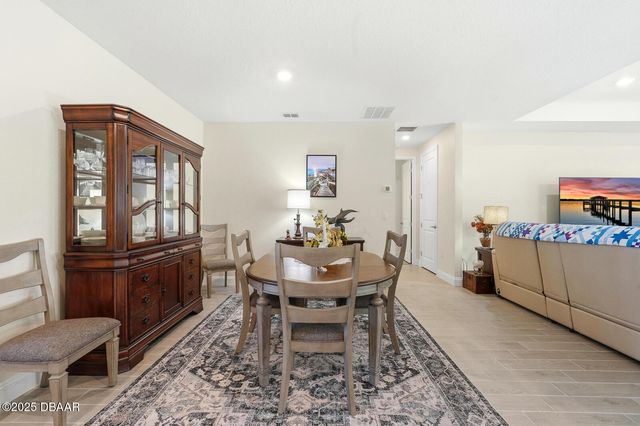 2137 Raglan Circle, Ormond Beach, FL 32174