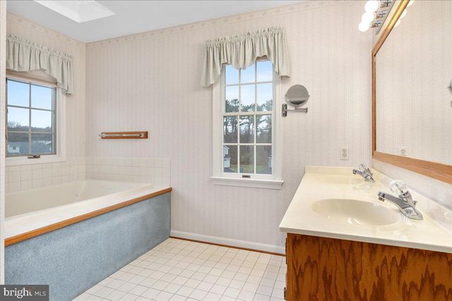 10808 ARCHER LN, Williamsport, MD 21795