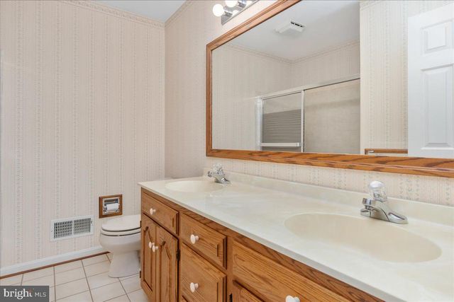 10808 ARCHER LN, Williamsport, MD 21795