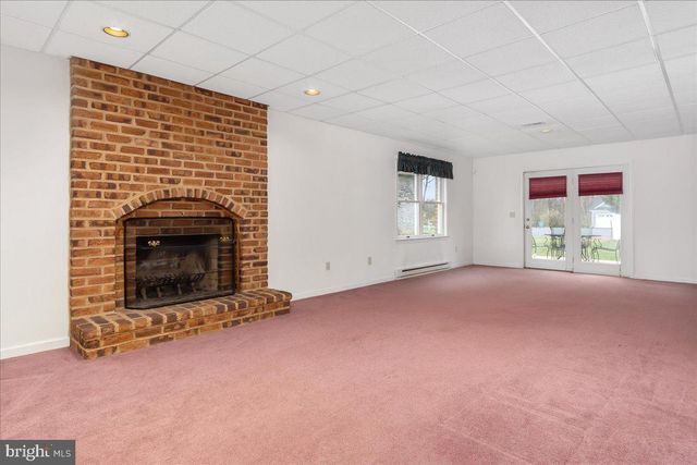 10808 ARCHER LN, Williamsport, MD 21795