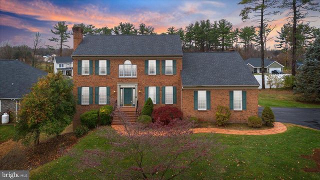 10808 ARCHER LN, Williamsport, MD 21795