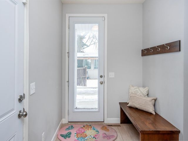 5029 Hankerson Avenue, Edina, MN 55436