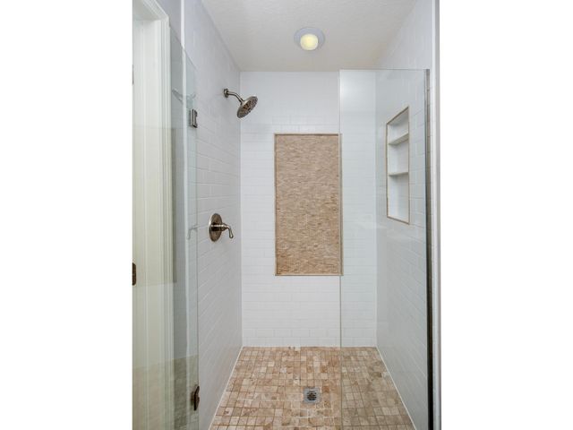 5029 Hankerson Avenue, Edina, MN 55436