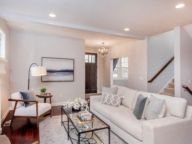 5029 Hankerson Avenue, Edina, MN 55436