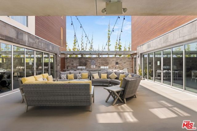 4140 Glencoe Avenue 302, Marina Del Rey, CA 90292