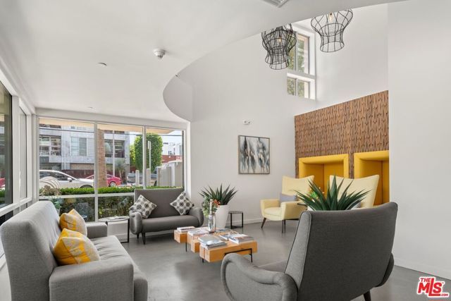 4140 Glencoe Avenue 302, Marina Del Rey, CA 90292