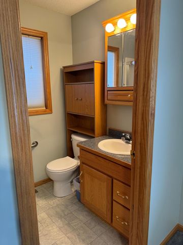 38161 Fieldstone Drive, North Branch, MN 55056