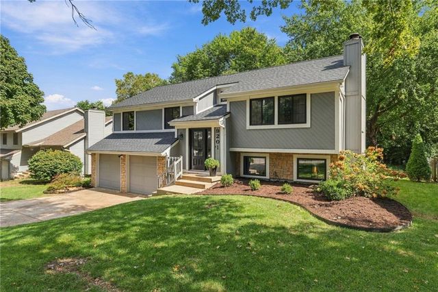 9201 Acuff Lane, Lenexa, KS 66215