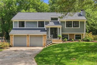 9201 Acuff Lane, Lenexa, KS 66215