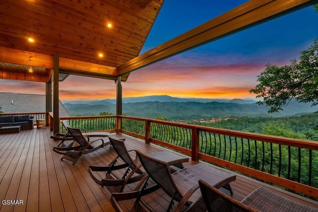 3222 Laurel Cove Trail, Sevierville, TN 37862