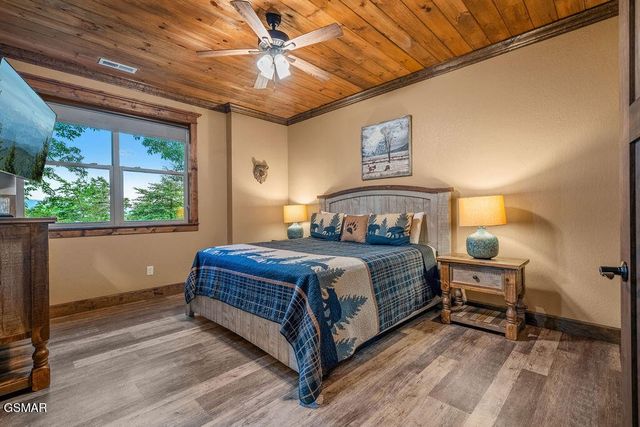 3222 Laurel Cove Trail, Sevierville, TN 37862