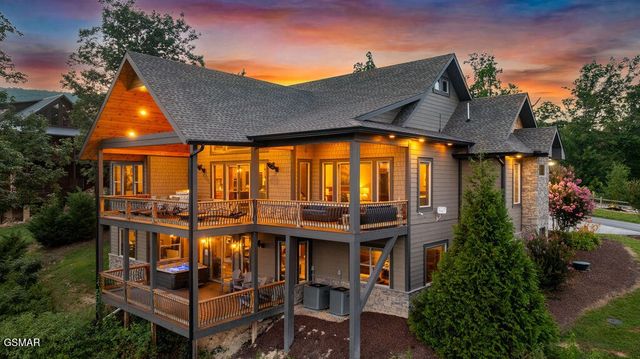 3222 Laurel Cove Trail, Sevierville, TN 37862