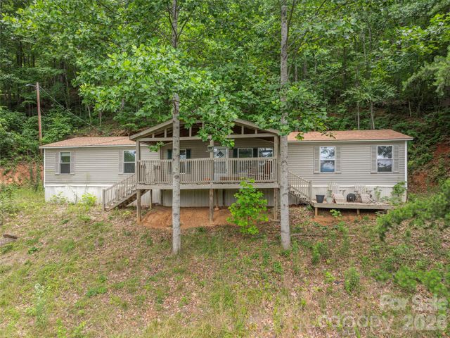 87 Holly Ridge Road, Candler, NC 28715