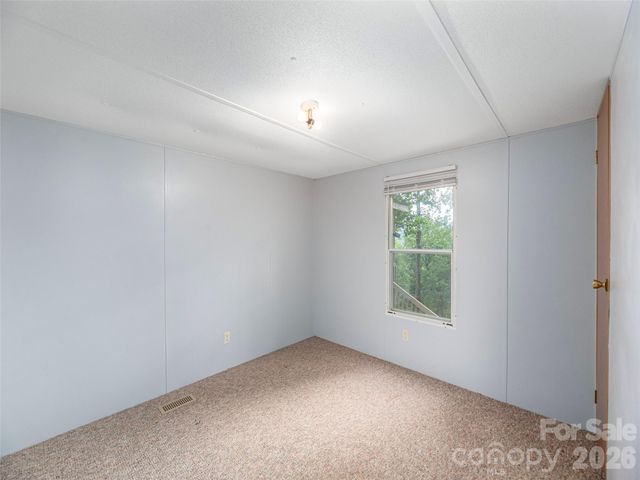 87 Holly Ridge Road, Candler, NC 28715
