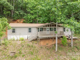 87 Holly Ridge Road, Candler, NC 28715