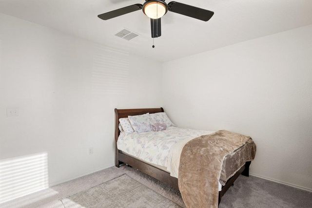 218 Summit DR, Lockhart, TX 78644