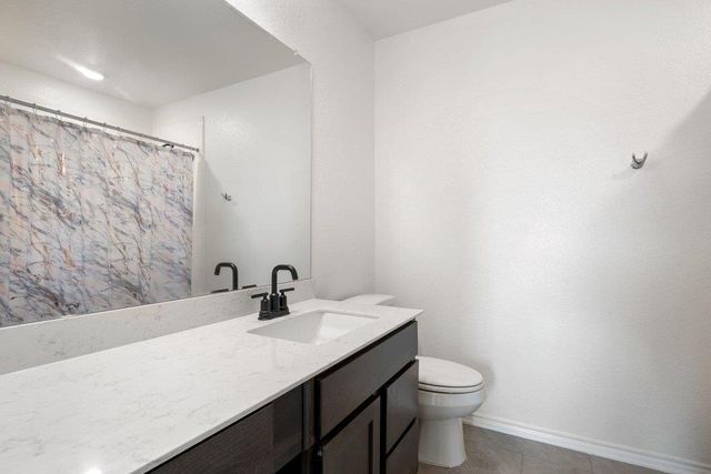 218 Summit DR, Lockhart, TX 78644